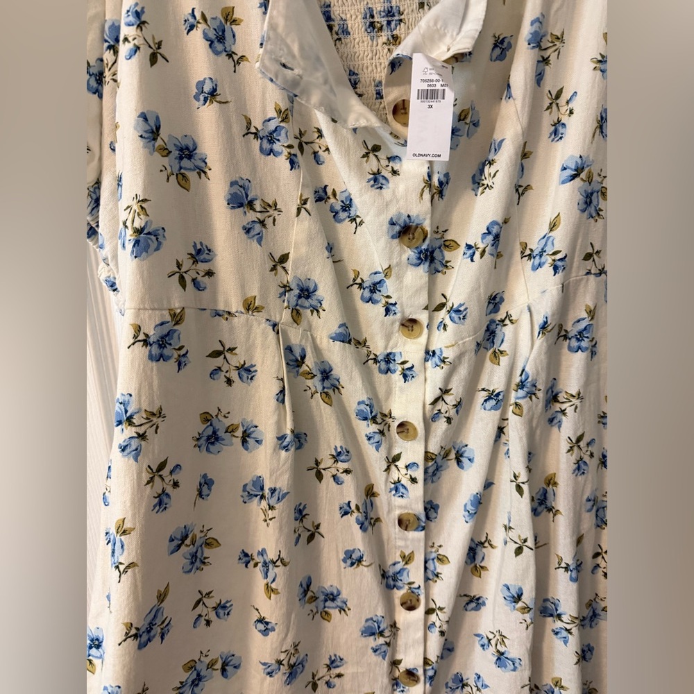 NWT Old Navy Cream & Blue Floral 3X Dress 🩵 - Picture 7 of 11